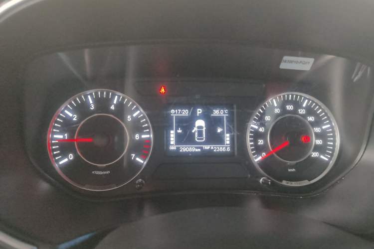 Used Dongfeng Fengon 500 2022 1.5T CVT Smart Enjoyment Version