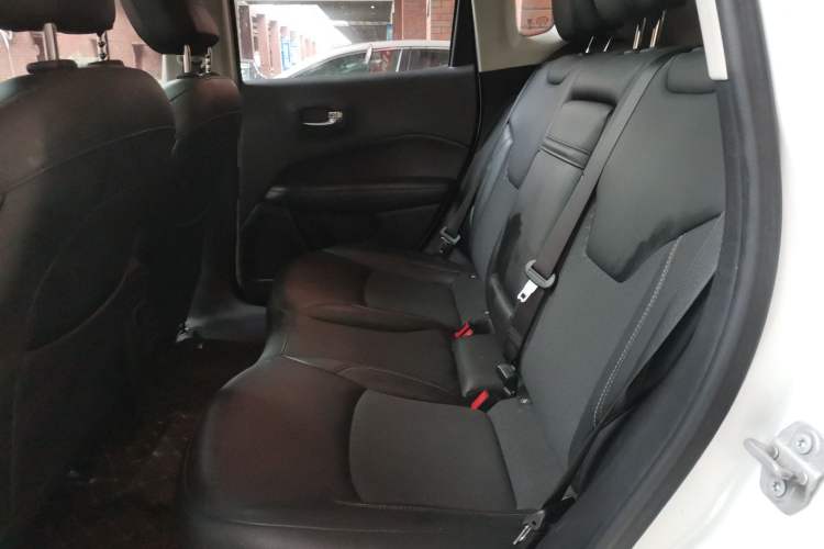 Used Jeep Compass 2020 220T Automatic Leading Edition