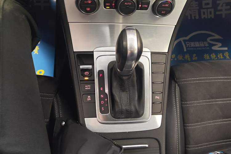 Used Volkswagen FAW-Volkswagen CC 2016 1.8TSI Prestige Model