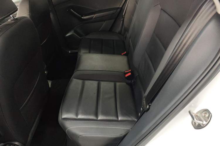 Used Volkswagen T-ROC 2021 280TSI DSG Two-Wheel Drive Comfort Connect Edition