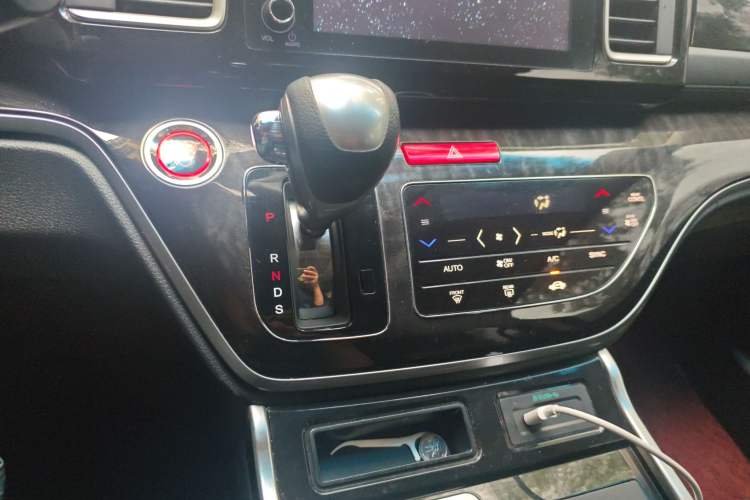 Used Honda Elysion 2019 2.0L Hybrid Luxury Edition