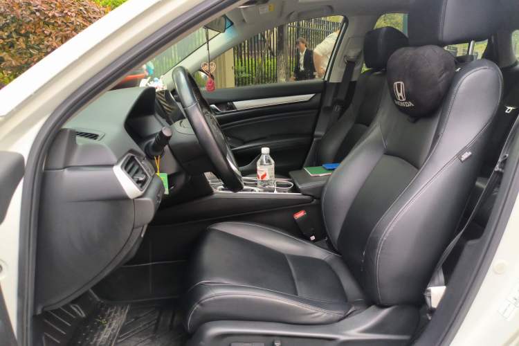 Used Honda Accord 2018 260TURBO Elite Edition China VI Left Front Seat
