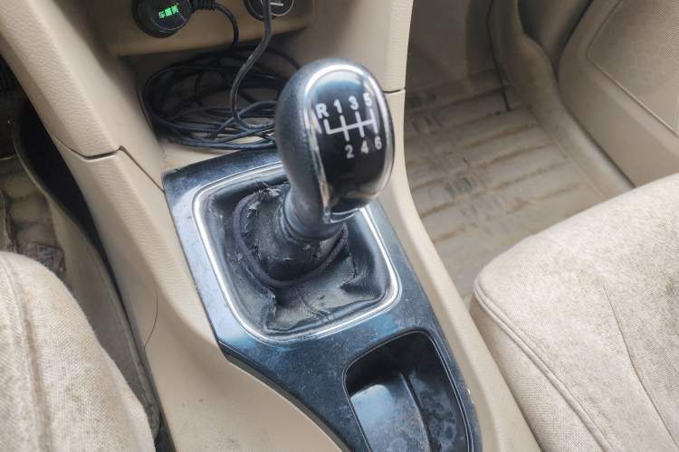 Used Baojun 730 2016 1.5L Manual Comfort Version 7 Seats China V Emission Standard
