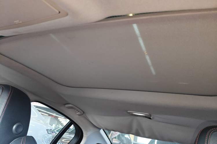 Used Jaguar XE 2015 2.0T 200 PS R-Sport