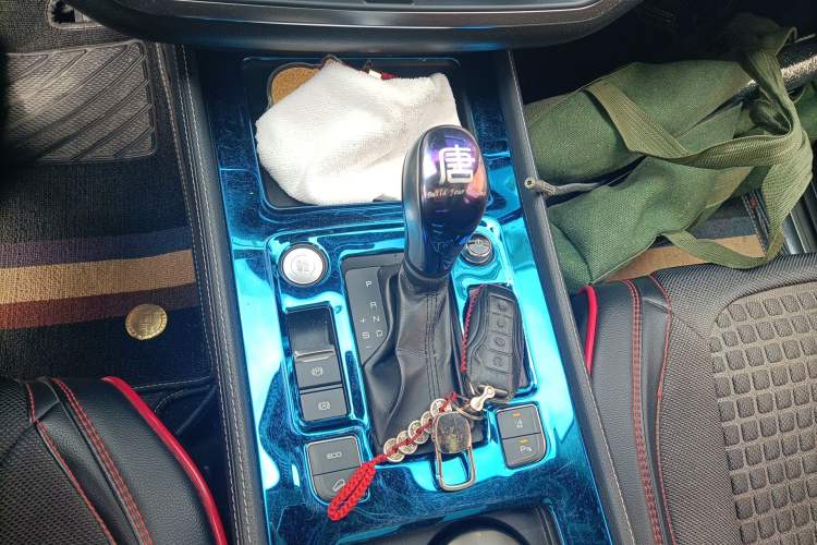 Used BYD Tang 2018 2.0T Automatic SmartConnect Prestige 7-Seater China V Standard
