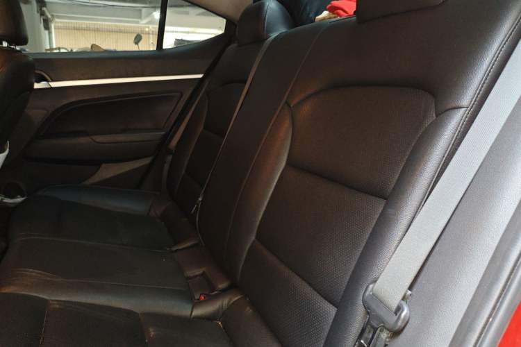 Used Hyundai Elantra (6th Generation / Lingdong) 2016 1.6L Automatic ZhiXuan – Elite Version Left Rear Seat