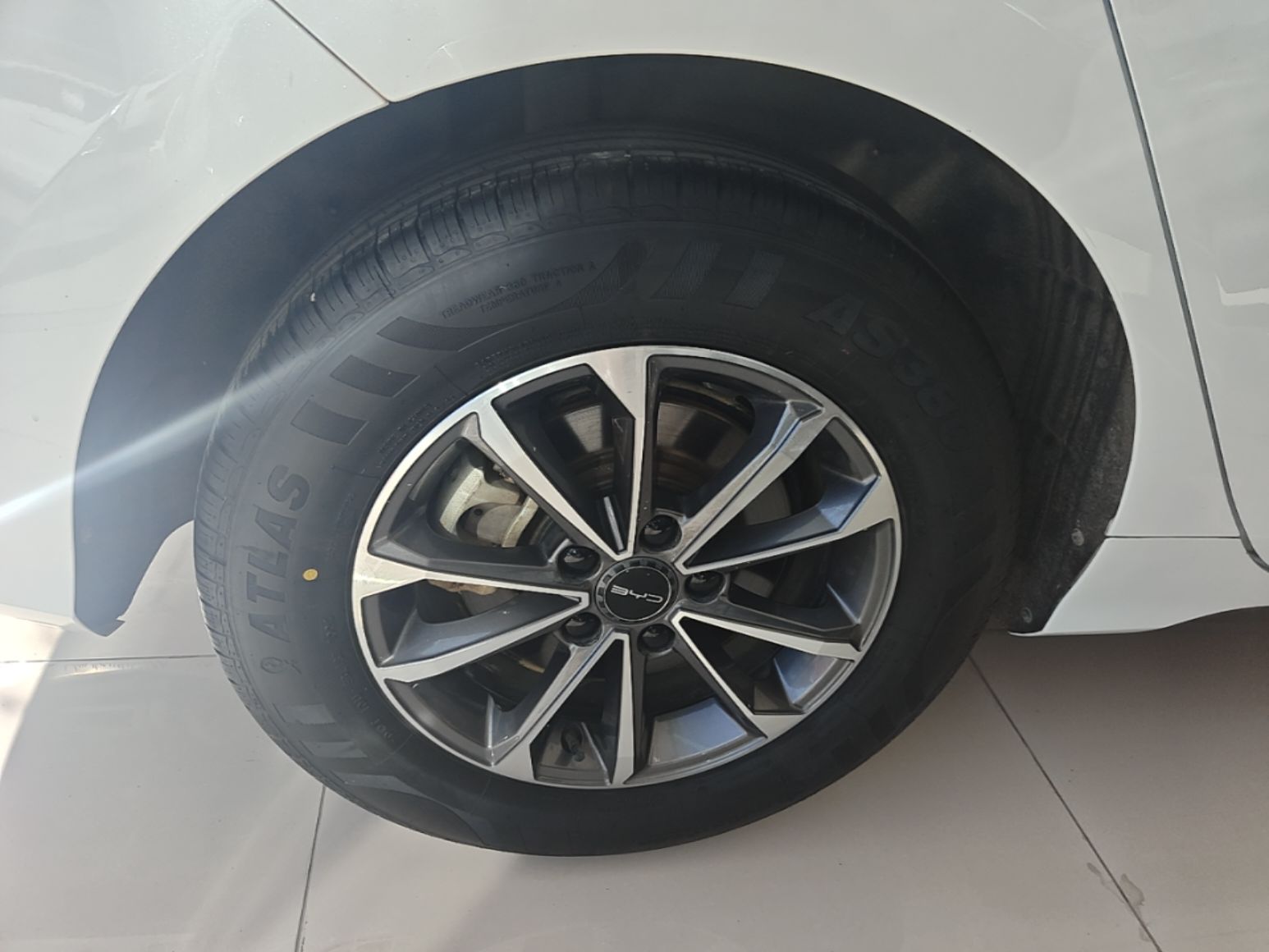 BYD Destroyer 05 2024 HONOR Edition DM-i 55KM Luxury Model — снимка 11