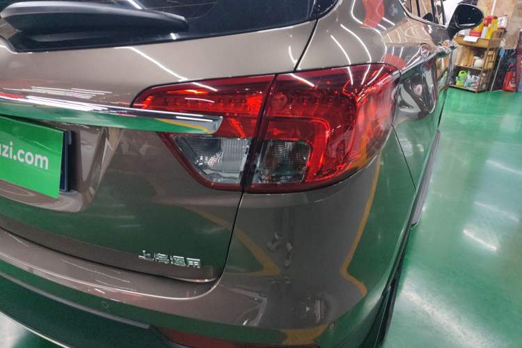 Used Buick Envision 2014 28T Four-Wheel Drive Luxury Model