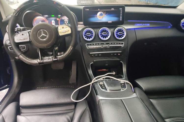 Used Mercedes-Benz C-Class 2020 C 260 L Sport Edition Center Console