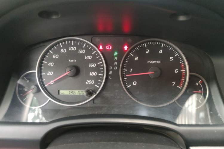 Used Toyota Prado 2004 GX 2.7 Automatic Model Instrument Cluster