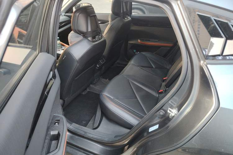 Used Changan UNI-V iDD 2023 Zhidian iDD 1.5T 113km Smart & Fun Version (Rapid Edition)