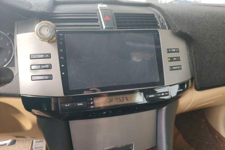 Used Toyota Reiz 2007 2.5S Leather Sunroof Version