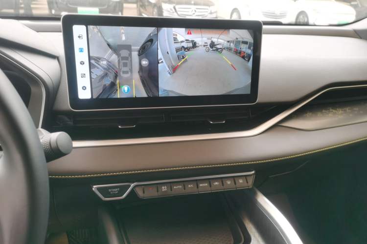 Used Geely Auto Preface 2023 1.5TD Fuyao Version
