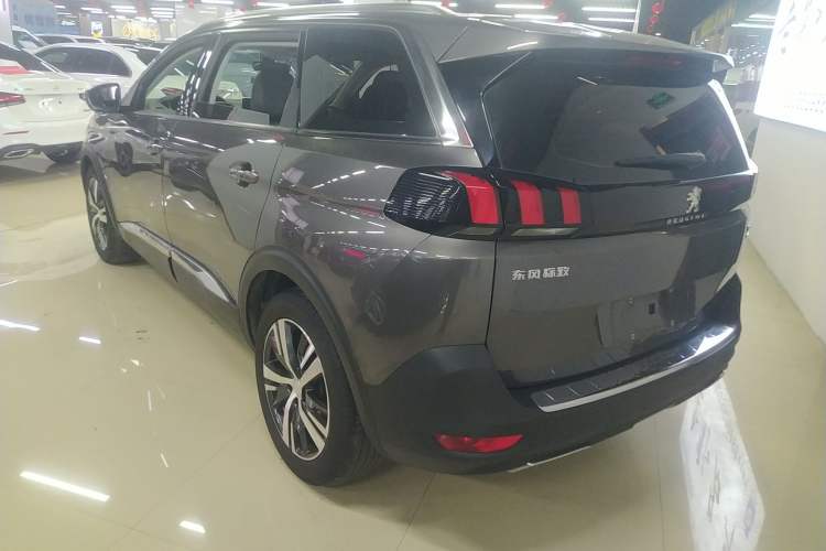 Used Peugeot 5008 2017 350THP 5-Seat Elite Edition Rear Left 45 Deg