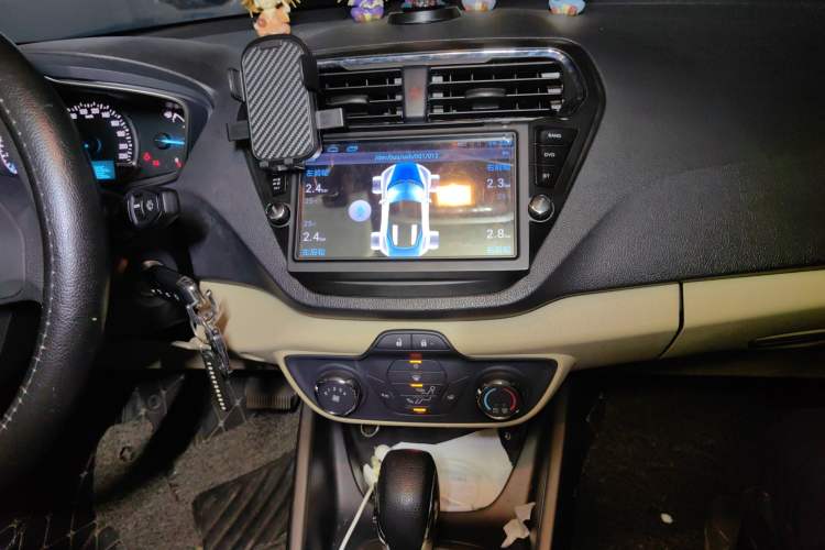 Used Ford Escort 2017 1.5L Automatic Comfort Model Audio And AC Panel