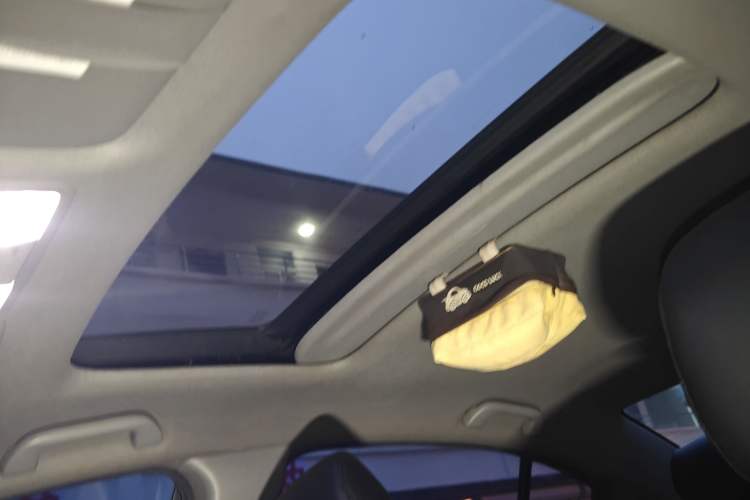 Used Honda Crider 2013 1.8L automatic luxury edition
