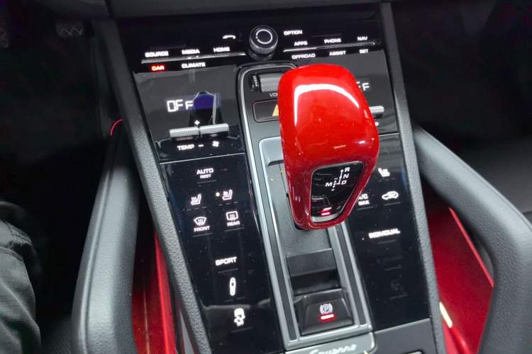 Used Porsche Cayenne 2018 Cayenne 3.0T Audio And AC Panel