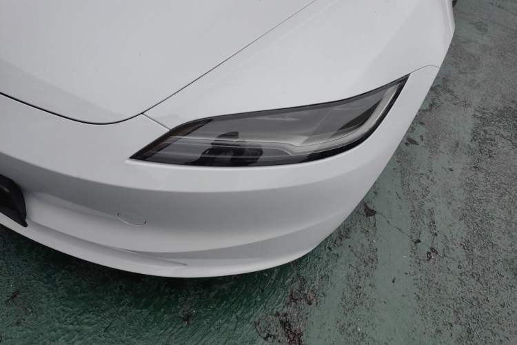 Used Tesla Model 3 2025 Long-Range All-Wheel-Drive Version
