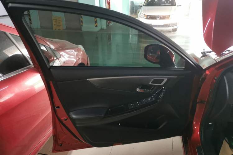 Used Honda Spirior 2015 2.0L Prestige Edition
