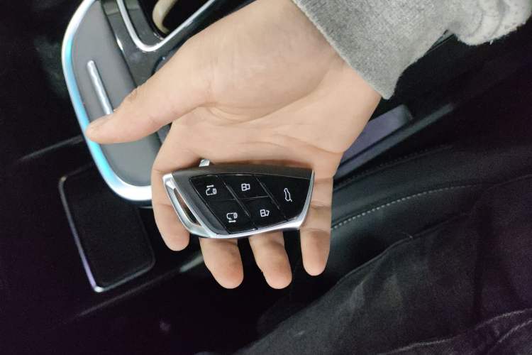 Used SAIC MAXUS G90 2022 2.0T Interstellar Seven-Seater