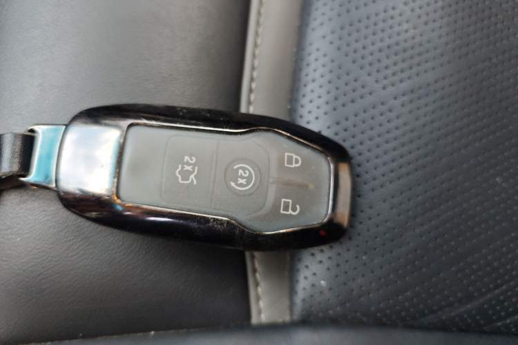 Used Ford Taurus 2015 EcoBoost 245 Ultimate Model
