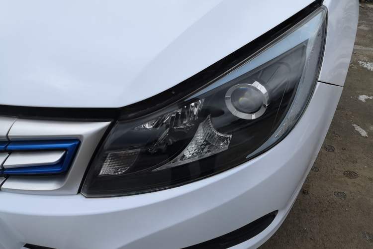 Used BYD e5 2017 300 Prestige Edition Left Front Headlight