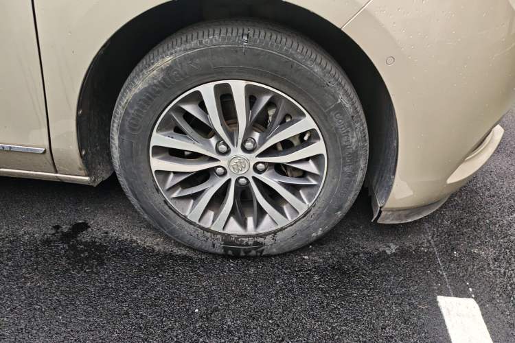 Used Buick GL8 2017 ES 28T Flagship Model China V Standard