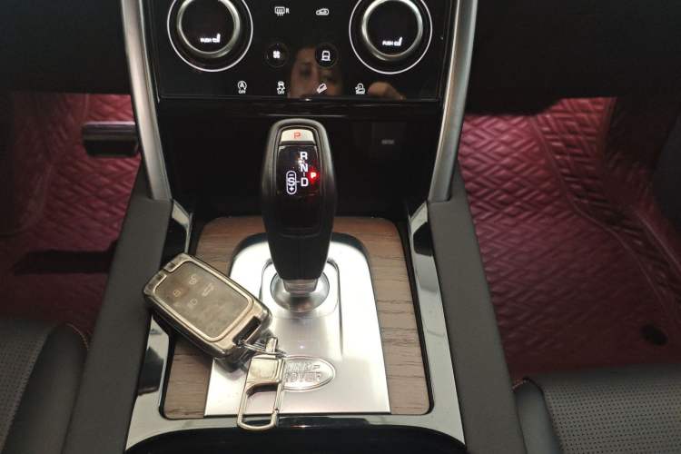 Used Land Rover Discovery Sport 2023 249 PS R-Dynamic S Performance Edition