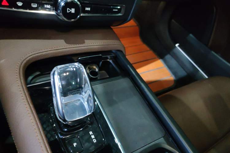 Used Volvo S90 2022 B5 Zhiyuan Luxury Edition
