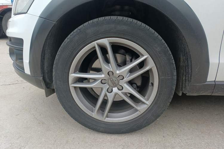 Used Audi Q5 2017 Plus 40 TFSI Technology Model