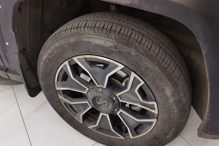 Used Haval H Dog New Energy 2023 DHT-PHEV 105km Tide Electric Version Plus Right Front Wheel Hub