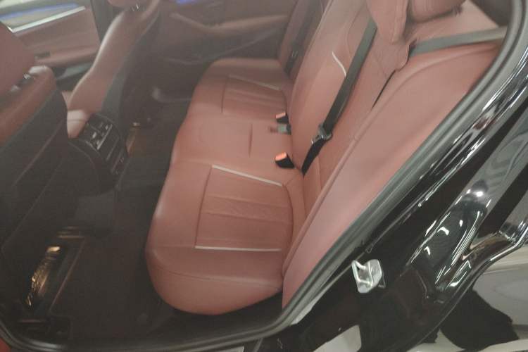 Used BMW 5 Series 2022 Restyled 530Li Leading Edition M Sport Package