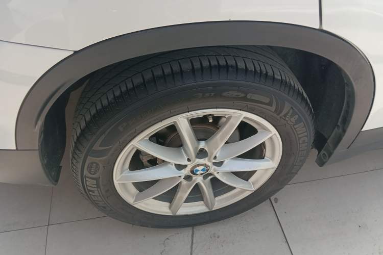 Used BMW X1 2016 sDrive18Li Fashion Model Right Rear Wheel Hub