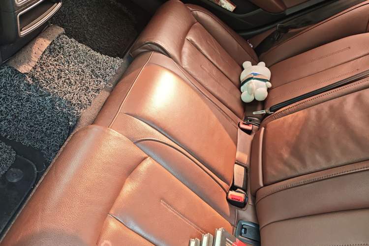 Used Audi A6L 2018 30th Anniversary Edition 35 TFSI Fashion Model
