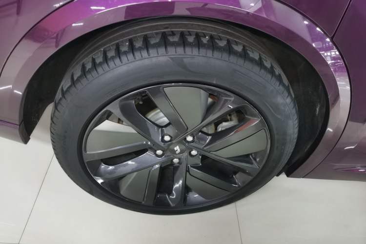 Used Li Auto L9 2022 Max model