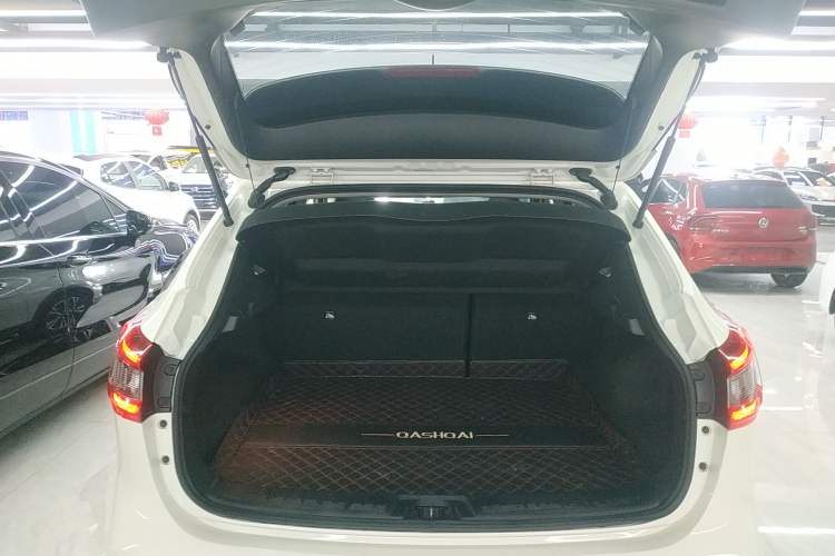 Used Nissan Qashqai 2021 2.0L CVT Luxury Edition
