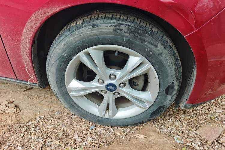 Used Ford Focus 2012 Hatchback 1.6L Automatic Fashion Edition