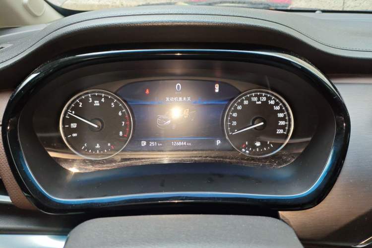 Used Buick GL8 2021 Land Cruiser Executive Class 652T Luxury Model