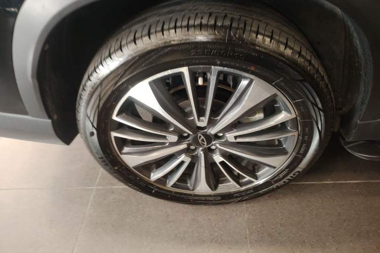 Used Chery Tiggo 8 PRO 2024 Champion Edition 390T Four-Wheel Drive Peak Version 5 Seats Right Rear Wheel Hub