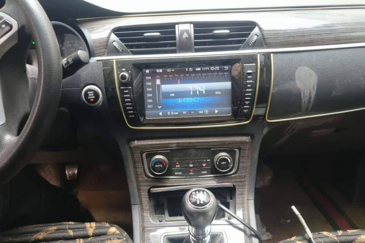 Used Zotye T600 2014 1.5T Manual Luxury Model Audio And AC Panel