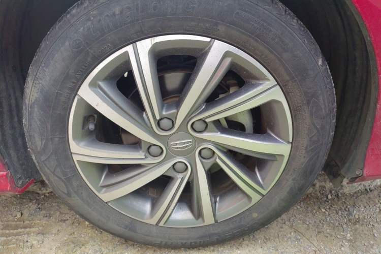 Used Geely Auto Binray 2018 14T Manual Colorful Edition