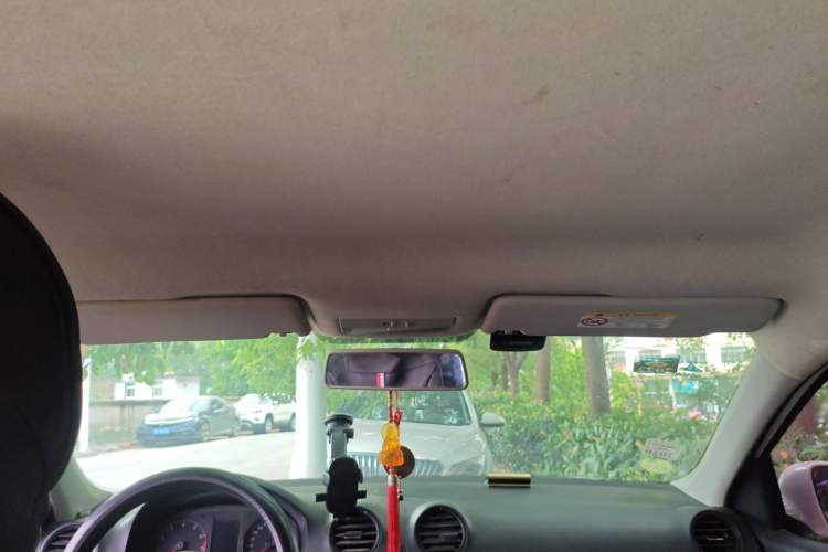 Used Volkswagen Jetta 2015 Value Edition 1.6L Automatic Fashion Version Headliner