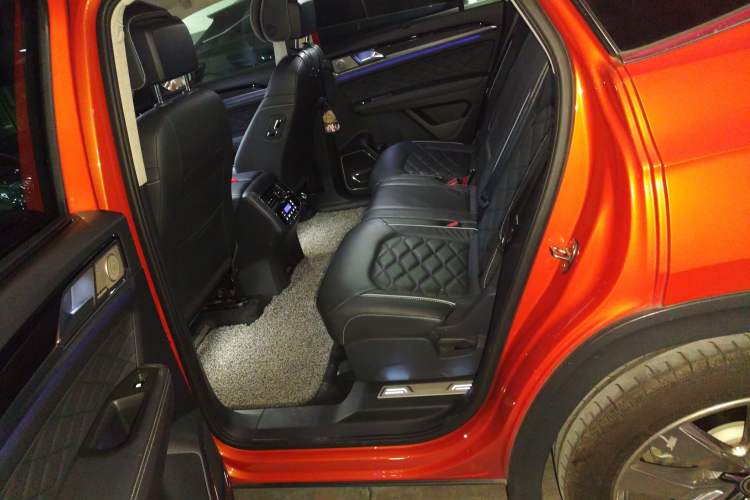 Used Volkswagen Teramont X 2019 530 V6 Four-Wheel Drive Prestige Flagship Edition Left Rear Seat