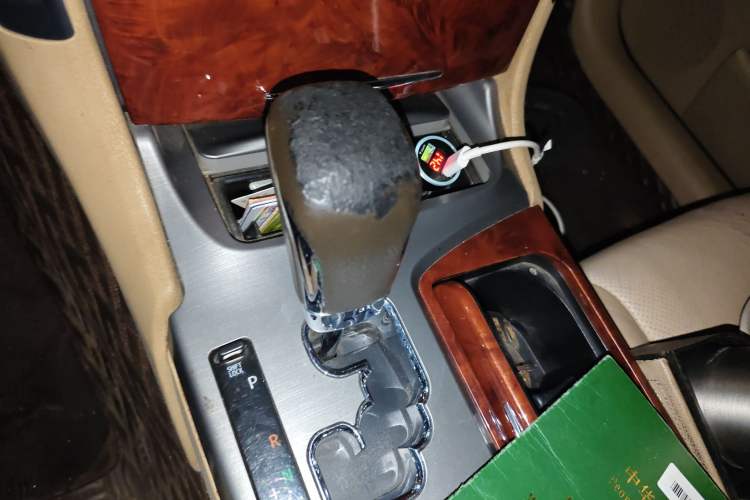 Used Toyota Crown 2012 2.5L Royal Leather Edition