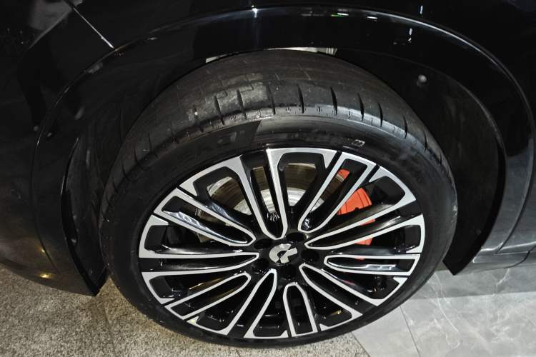 Used Nio ES8 2026 Model 6-seat Executive Signature Edition Exterior 4