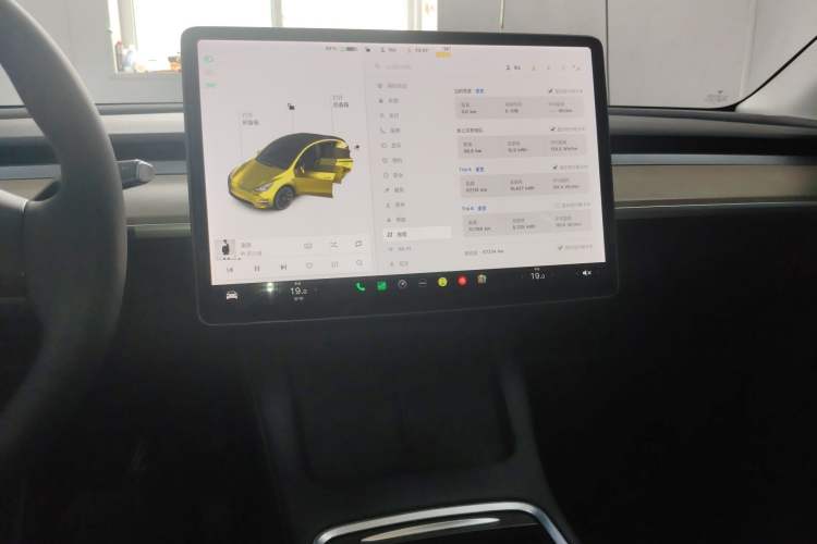 Used Tesla Model Y 2021 Standard Range Rear-Wheel Drive Version Audio And AC Panel