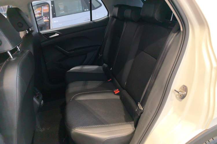 Used Volkswagen Tacqua 2021 200TSI DSG JoyConnect Edition
