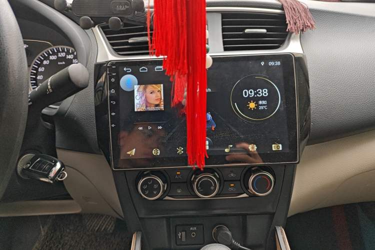 Used Nissan Sylphy 2019 1.6XE CVT Comfort Edition China V Standard Audio And AC Panel