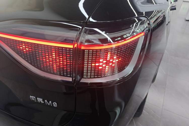 Used Hima AITO M9 2024 Range-Extended Max Edition 42 kWh 6-Seater Version