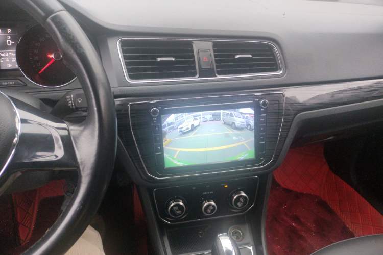 Used Volkswagen Gran Lavida 2015 230TSI DSG Comfort Edition
